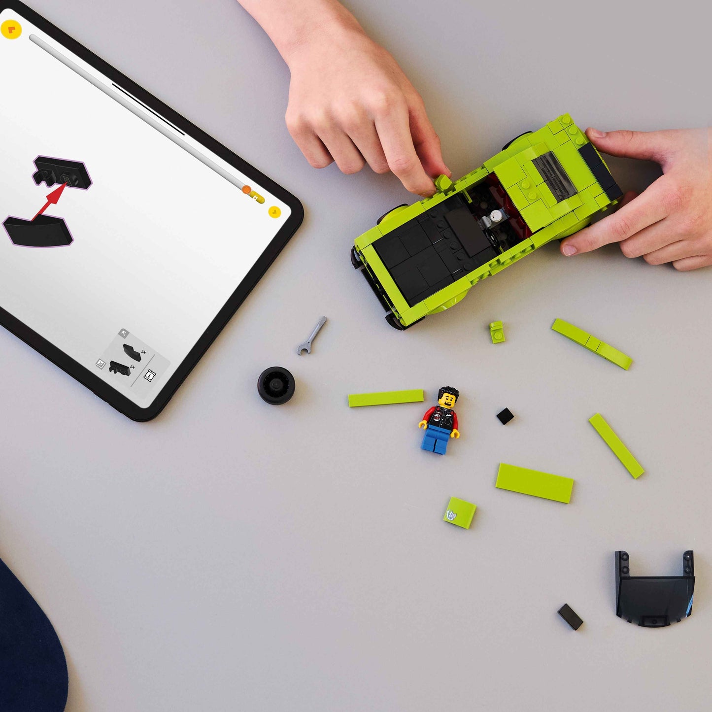 Lego Dodge Challenger SRT Hellcat Speed Champions Car Set Toys & Games > Toys > Construction Toys > Interlocking Blocks > LEGO > LEGO Speed Champions