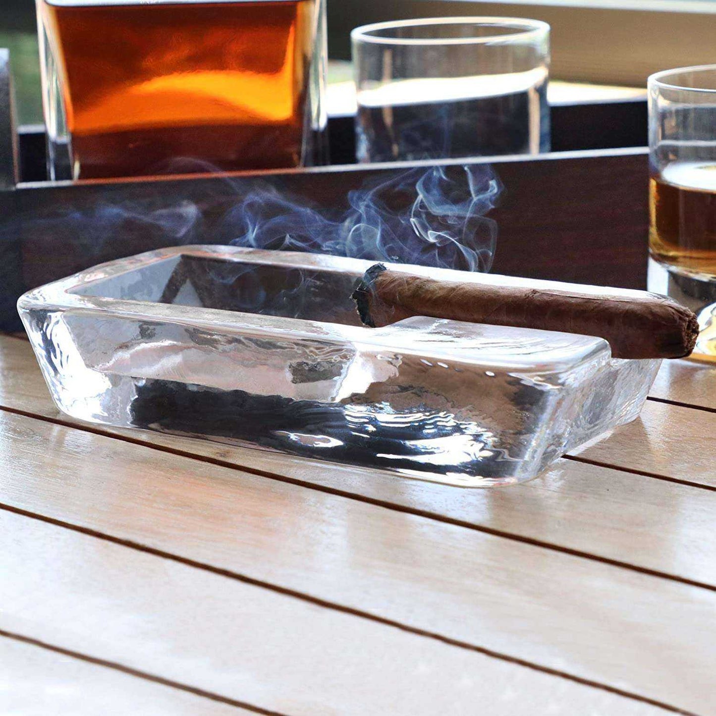 Handmade Crystal Glass Ashtray - Windproof Design and Heavyweight Home Decor