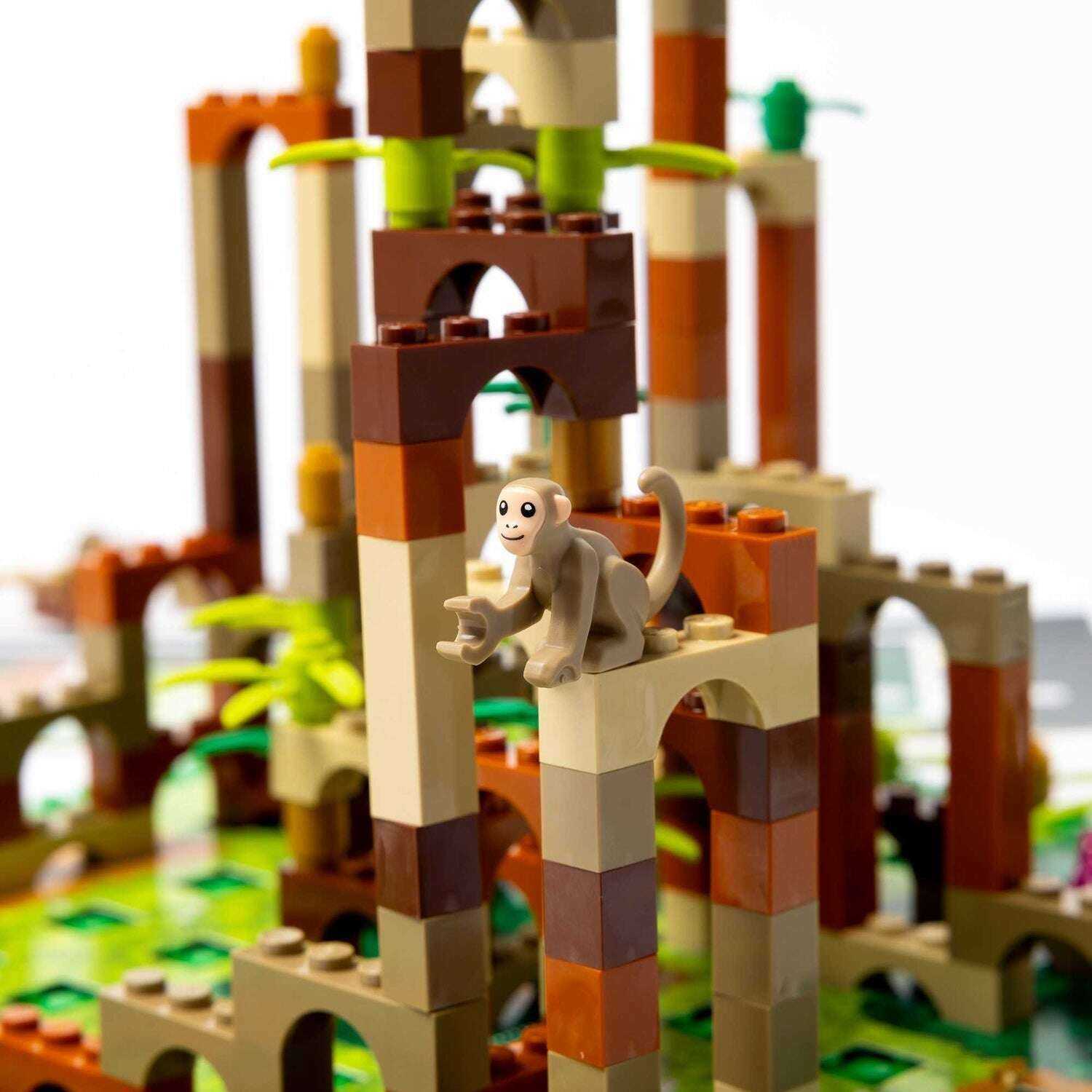 LEGO: Monkey Palace - Creative Building Adventure