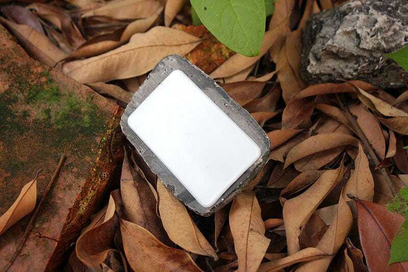 Spare Key Hiding Rock for Discreet Outdoor Key Storage Home & Garden