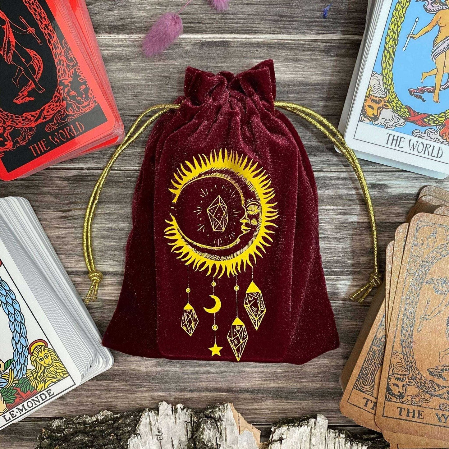 Velvet Tarot Bag Red and Gold - Luxurious Protection for Your Tarot Cards Adults