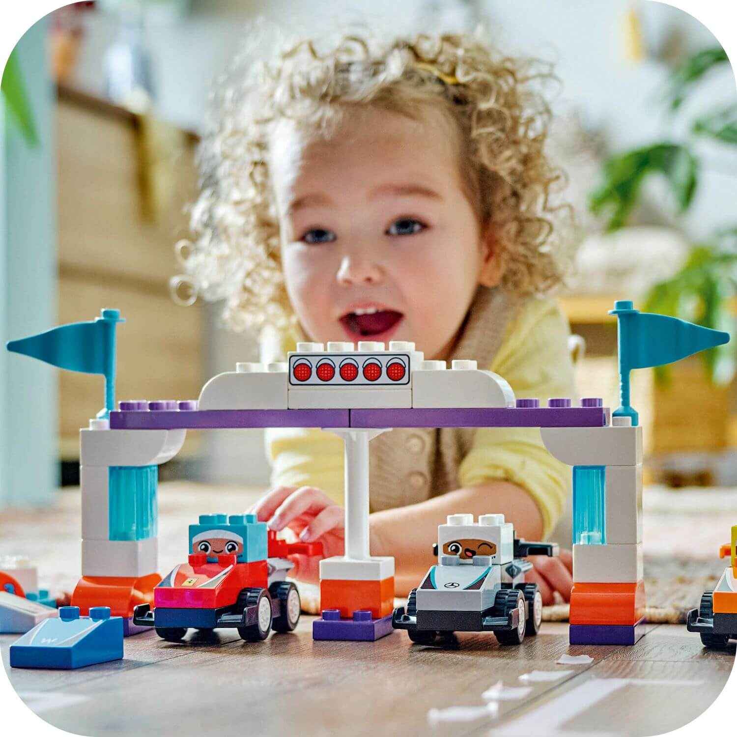 Duplo F1 Race Cars & Drivers Set for Ultimate Racing Fun Toys & Games > Toys > Construction Toys > Interlocking Blocks > LEGO > LEGO Duplo