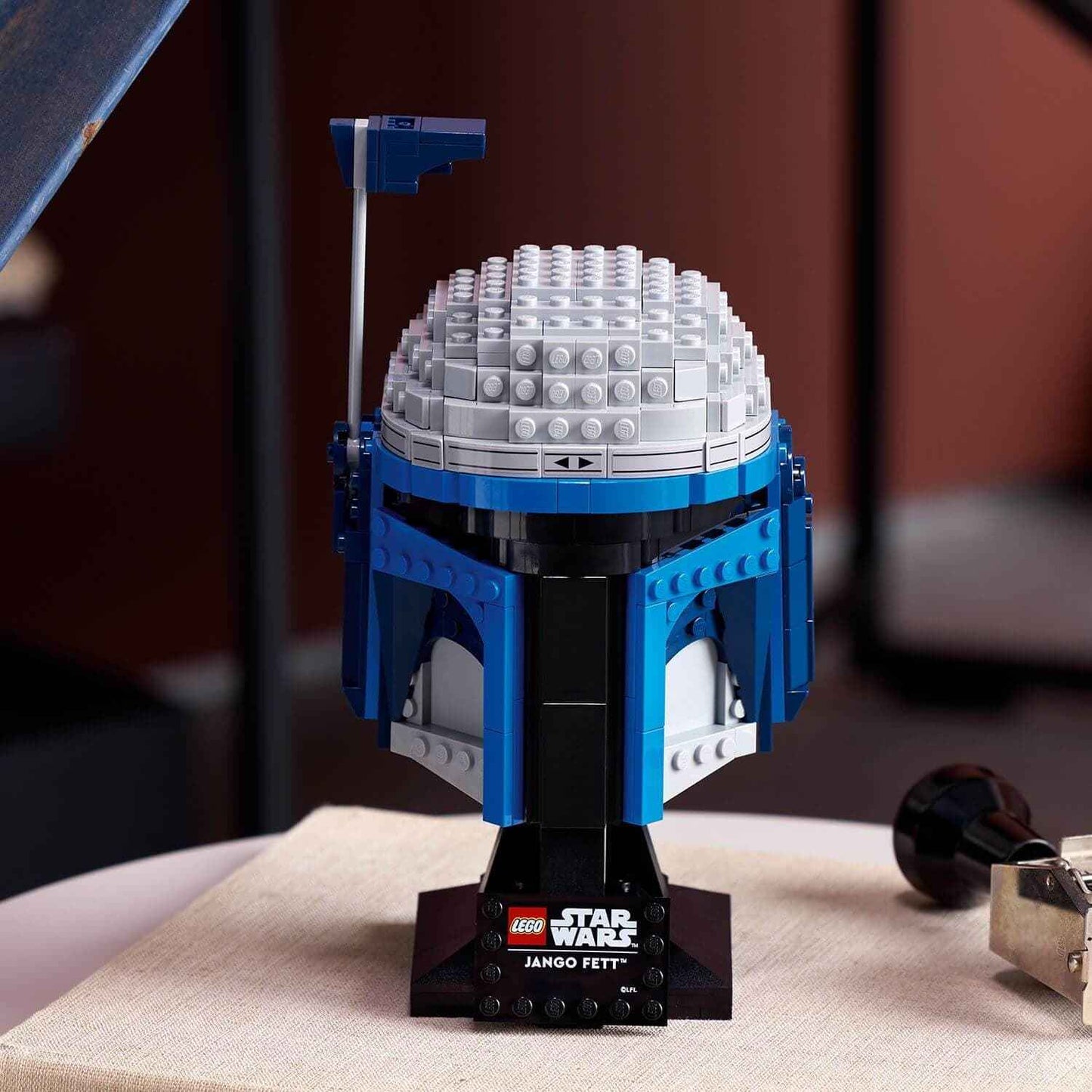 Lego Star Wars Jango Fett Helmet Display for Collectors and Fans Toys & Games > Toys > Construction Toys > Interlocking Blocks > LEGO > LEGO Star Wars
