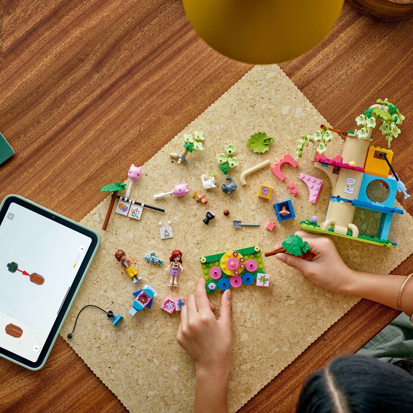 Lego Friends Cat Birthday Party with Tree House Set Toys & Games > Toys > Construction Toys > Interlocking Blocks > LEGO > Friends