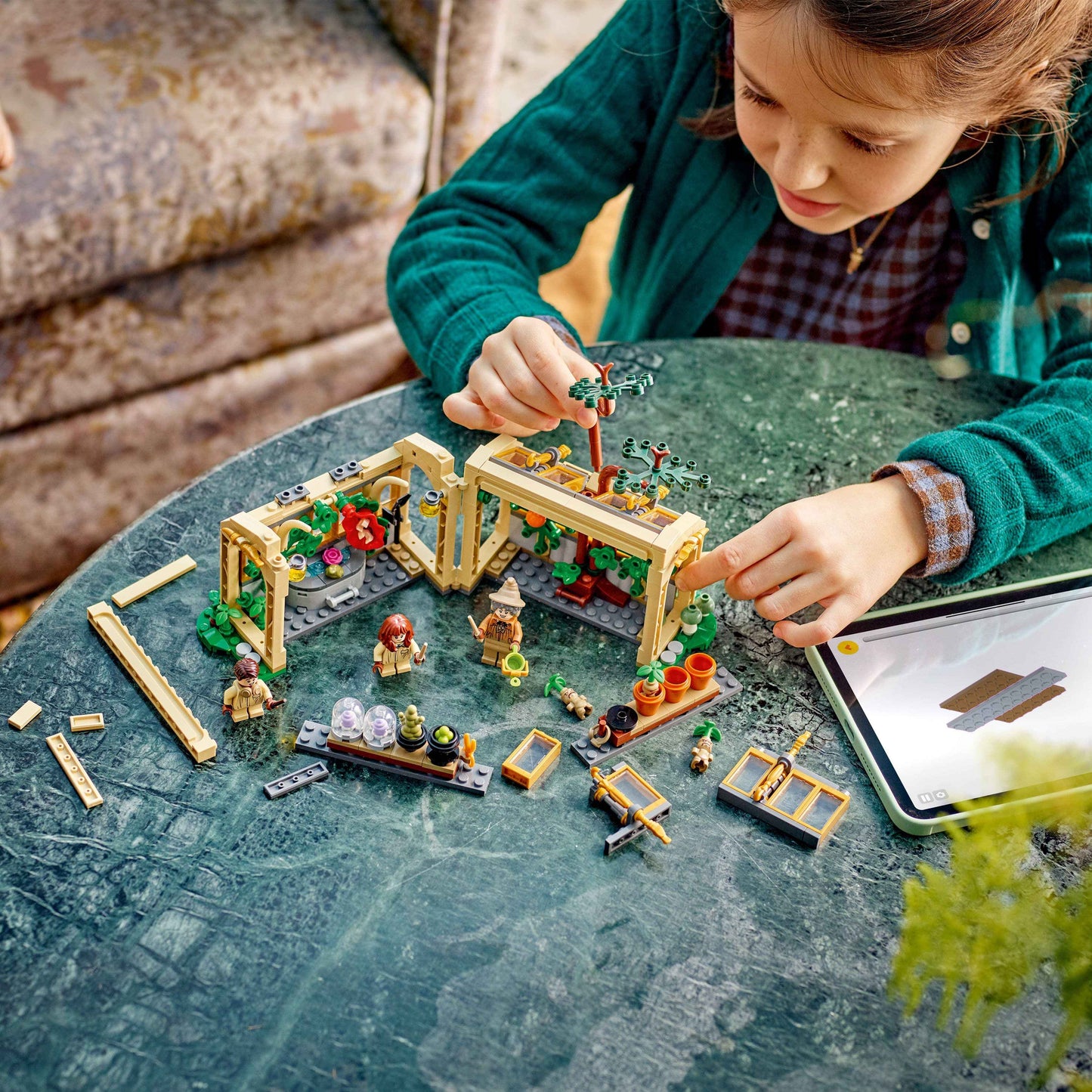 Lego Harry Potter Herbology Class: Hogwarts Castle Set Toys & Games > Toys > Construction Toys > Interlocking Blocks > LEGO > LEGO Harry Potter