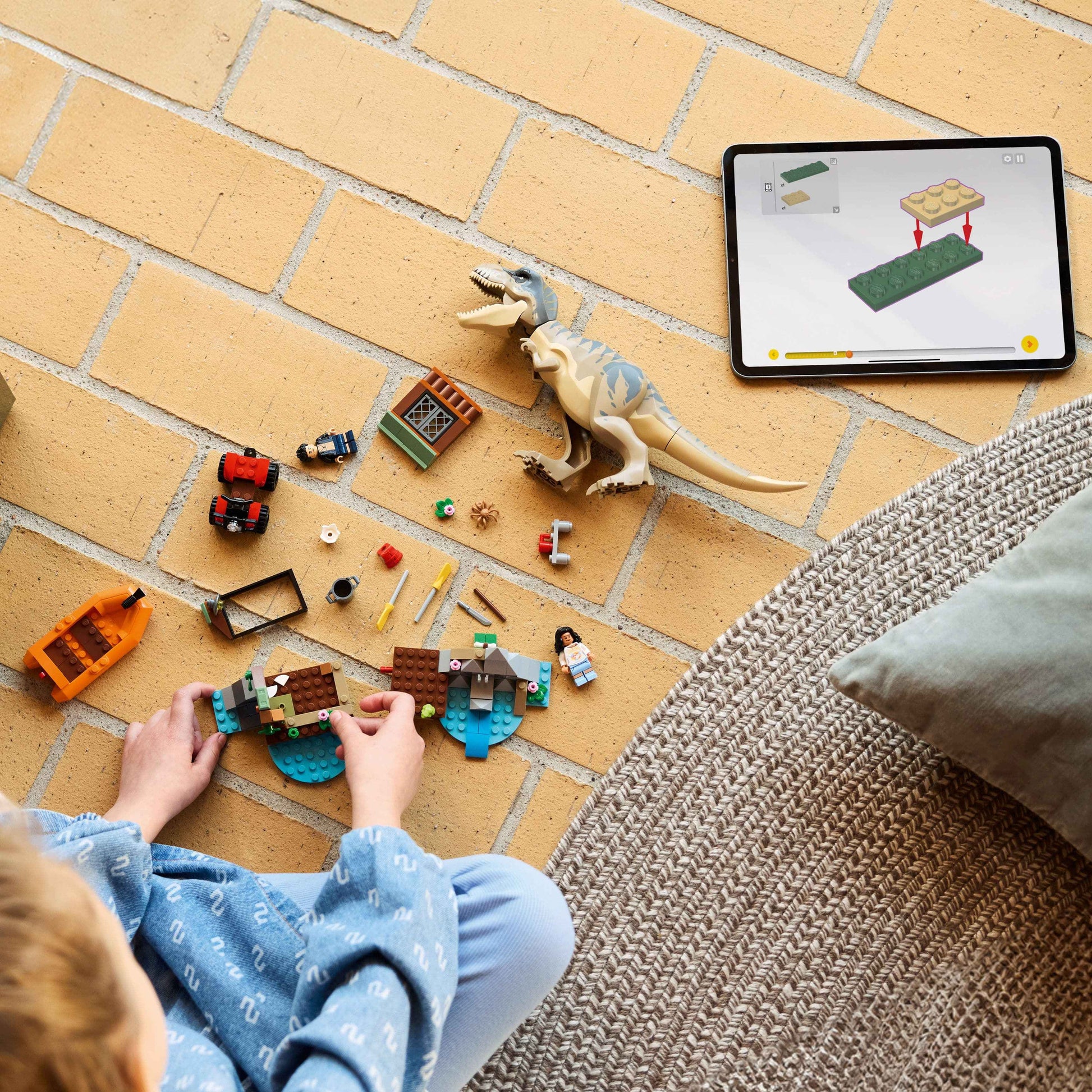 Lego Jurassic World T. rex Playset - Experience the Ultimate River Escape Adventure! Toys & Games > Toys > Construction Toys > Interlocking Blocks > LEGO > LEGO Jurassic Park