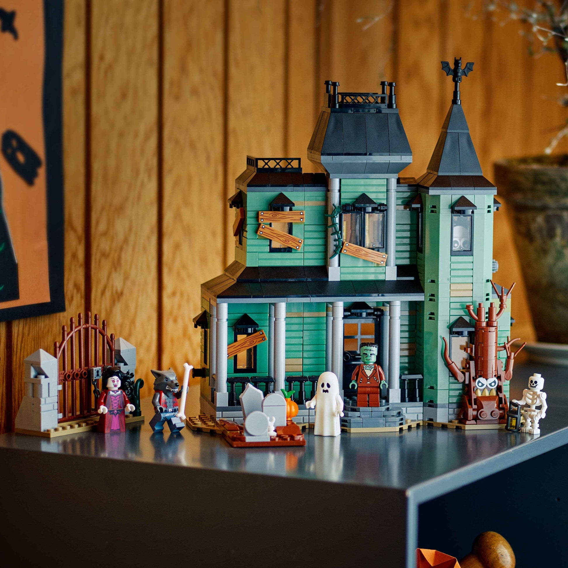 Lego Haunted Mansion Set – Creator Rebuildable Version Toys & Games > Toys > Construction Toys > Interlocking Blocks > LEGO > LEGO Creator