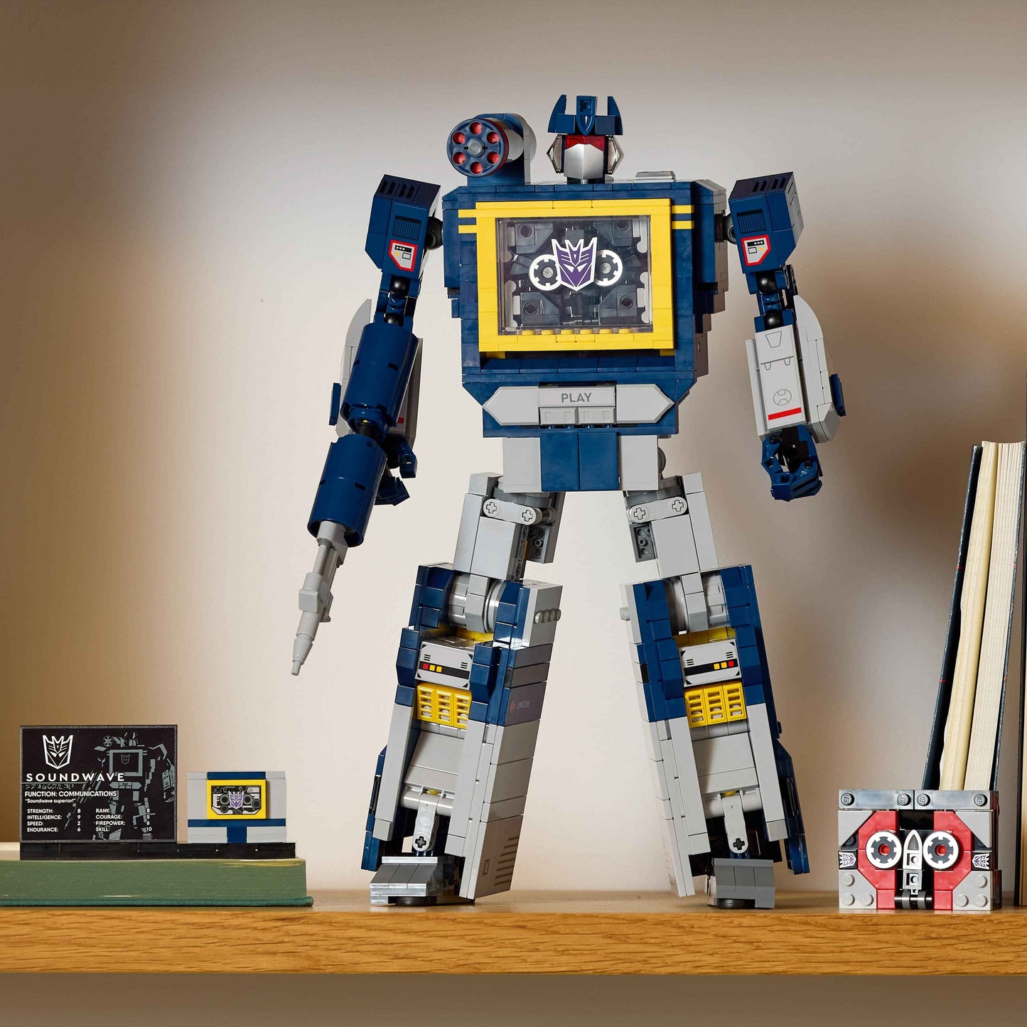Lego Transformers Soundwave: Ultimate Collectible Build and Transform Set Toys & Games > Toys > Construction Toys > Interlocking Blocks > LEGO > LEGO Icons