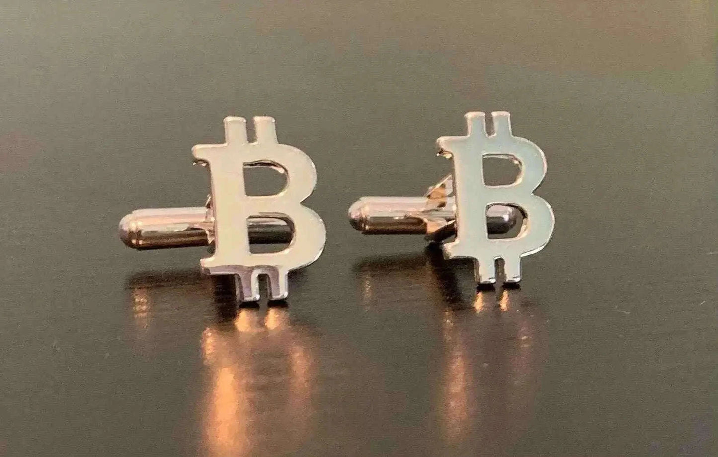Bitcoin Cufflinks in 925 Sterling Silver - Stylish Luxury Accessory Accessories