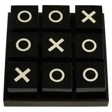 Black and White Noughts & Crosses Game games