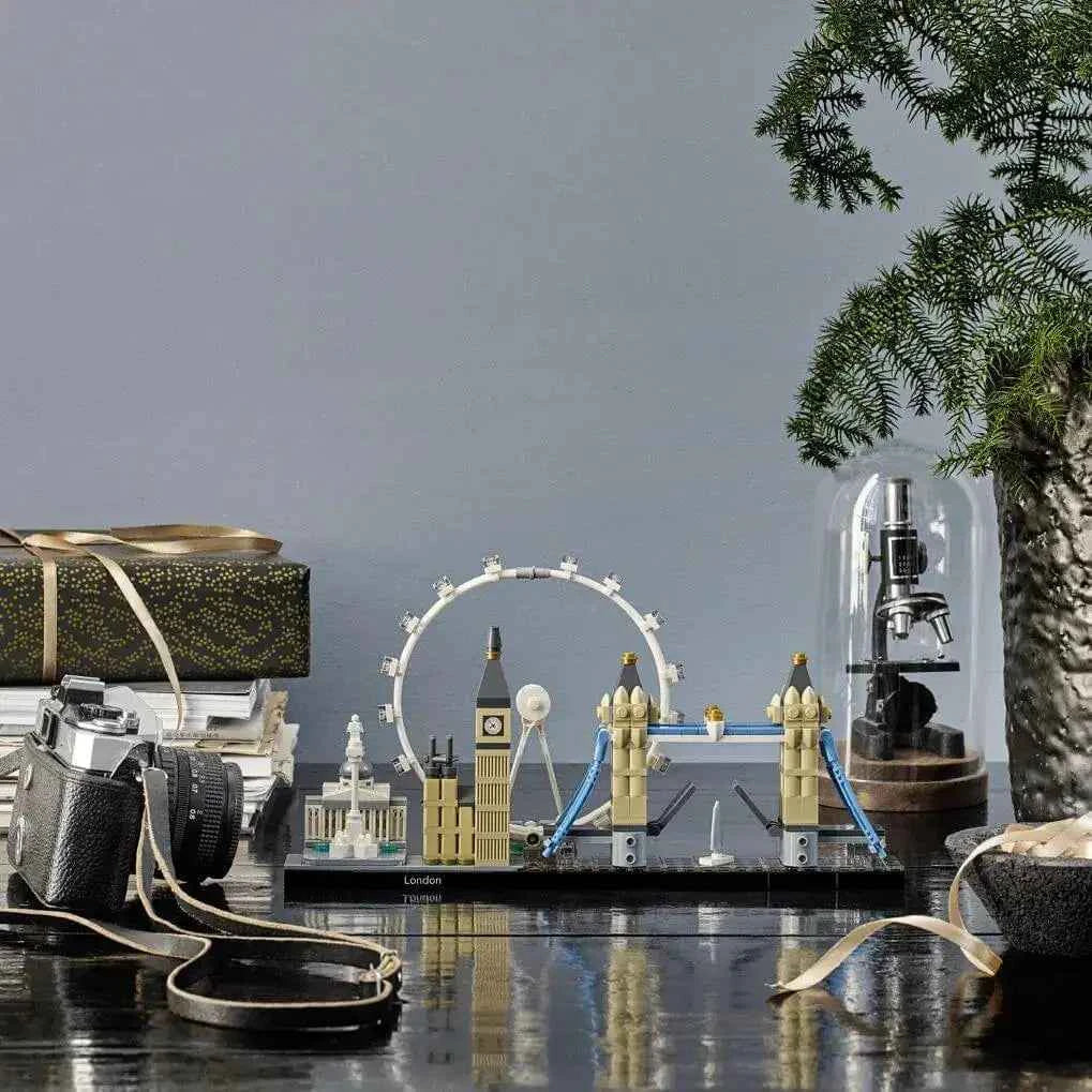 Lego Architecture London Skyline Toys & Games > Toys > Construction Toys > Interlocking Blocks > LEGO > Architecture