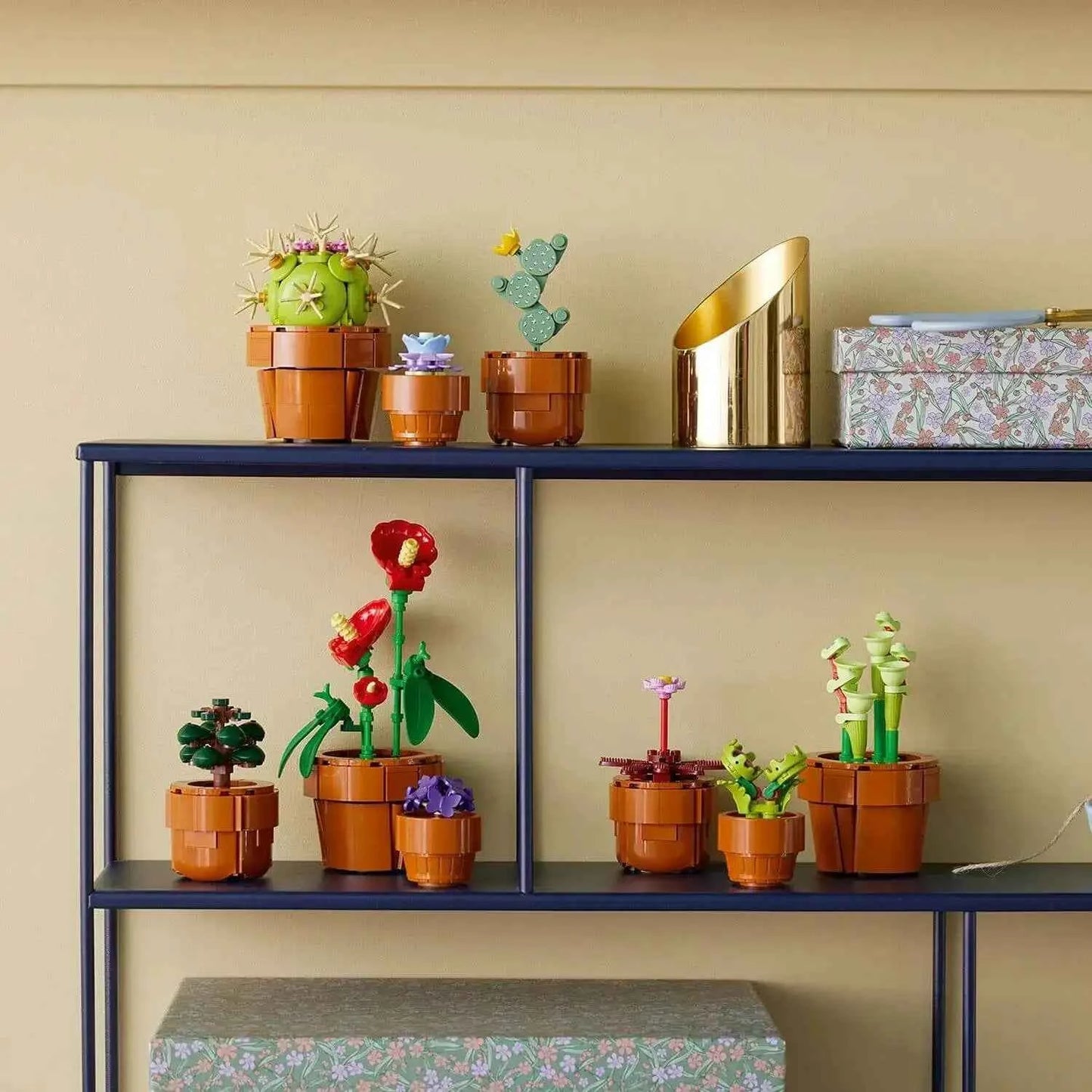 Lego Botanicals Tiny Plants Toys & Games > Toys > Construction Toys > Interlocking Blocks > LEGO > LEGO Icons