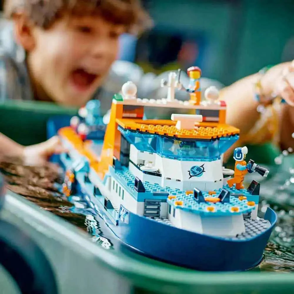 Lego City Artic Explorer Ship Toys & Games > Toys > Construction Toys > Interlocking Blocks > LEGO > LEGO City