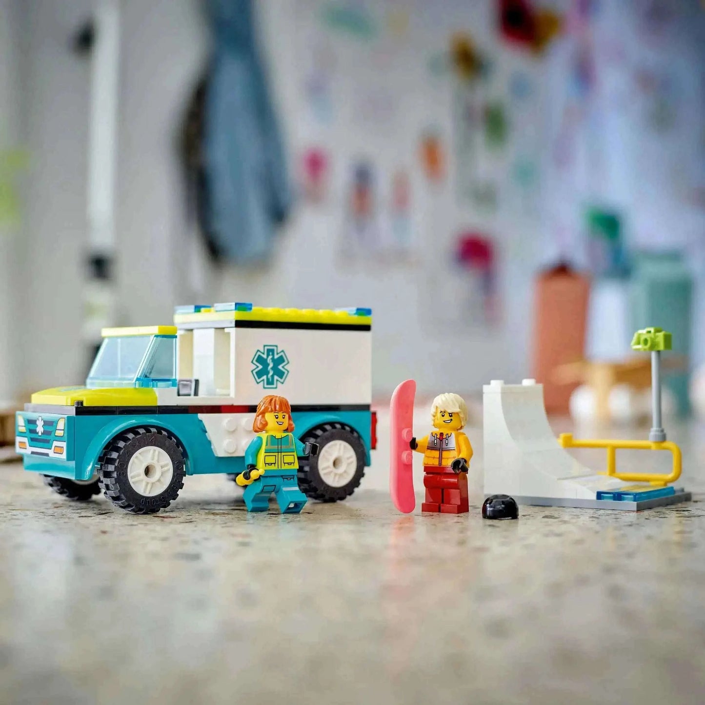Lego City Emergency Ambulance and Snowboarder Toys & Games > Toys > Construction Toys > Interlocking Blocks > LEGO > LEGO City