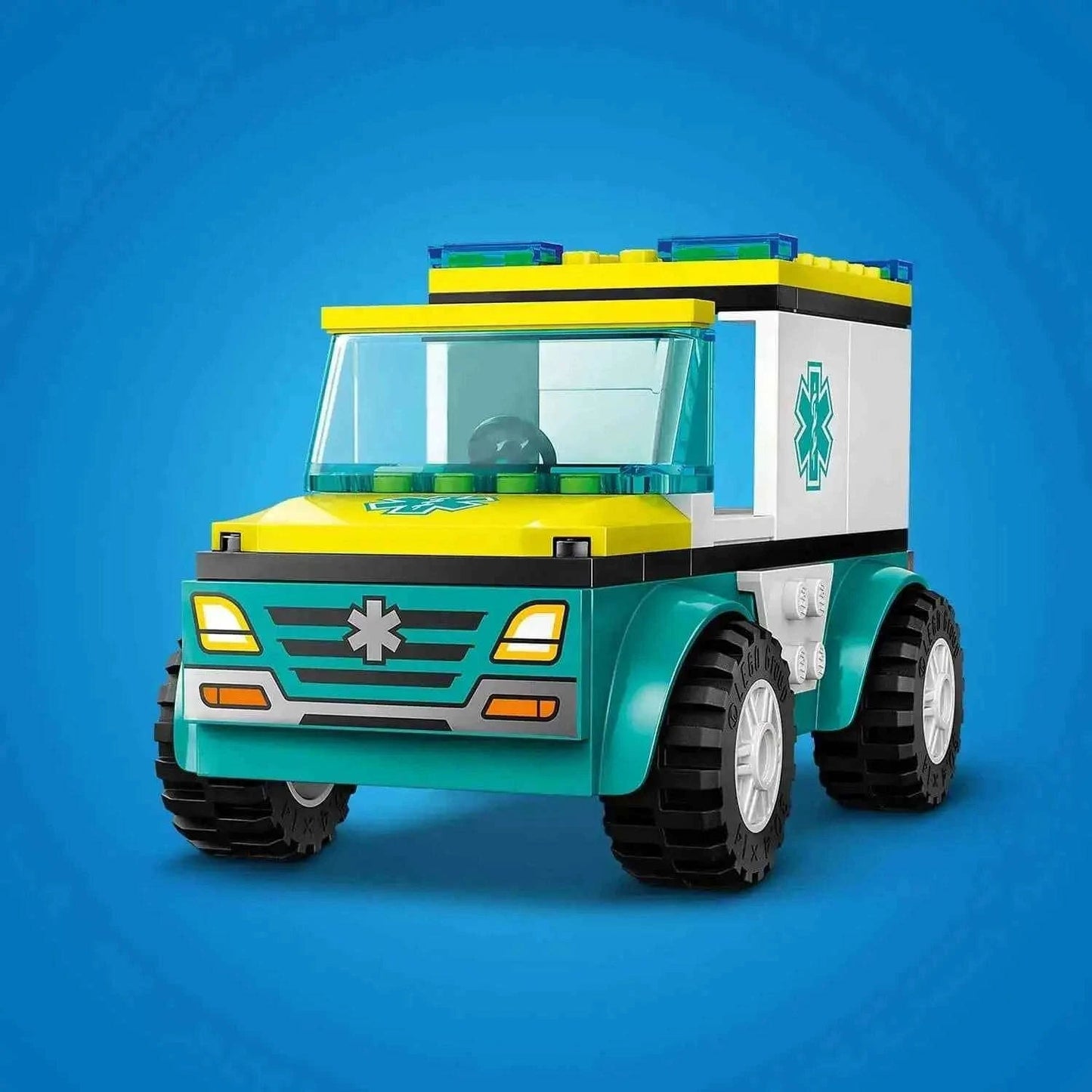 Lego City Emergency Ambulance and Snowboarder Toys & Games > Toys > Construction Toys > Interlocking Blocks > LEGO > LEGO City