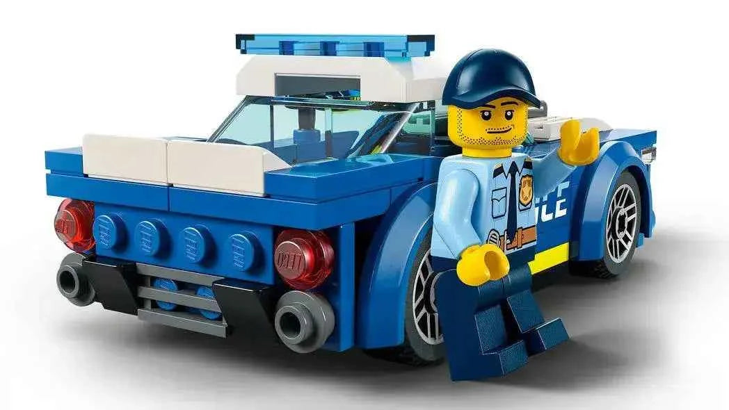 Lego City Police Car Toys & Games > Toys > Construction Toys > Interlocking Blocks > LEGO > LEGO City