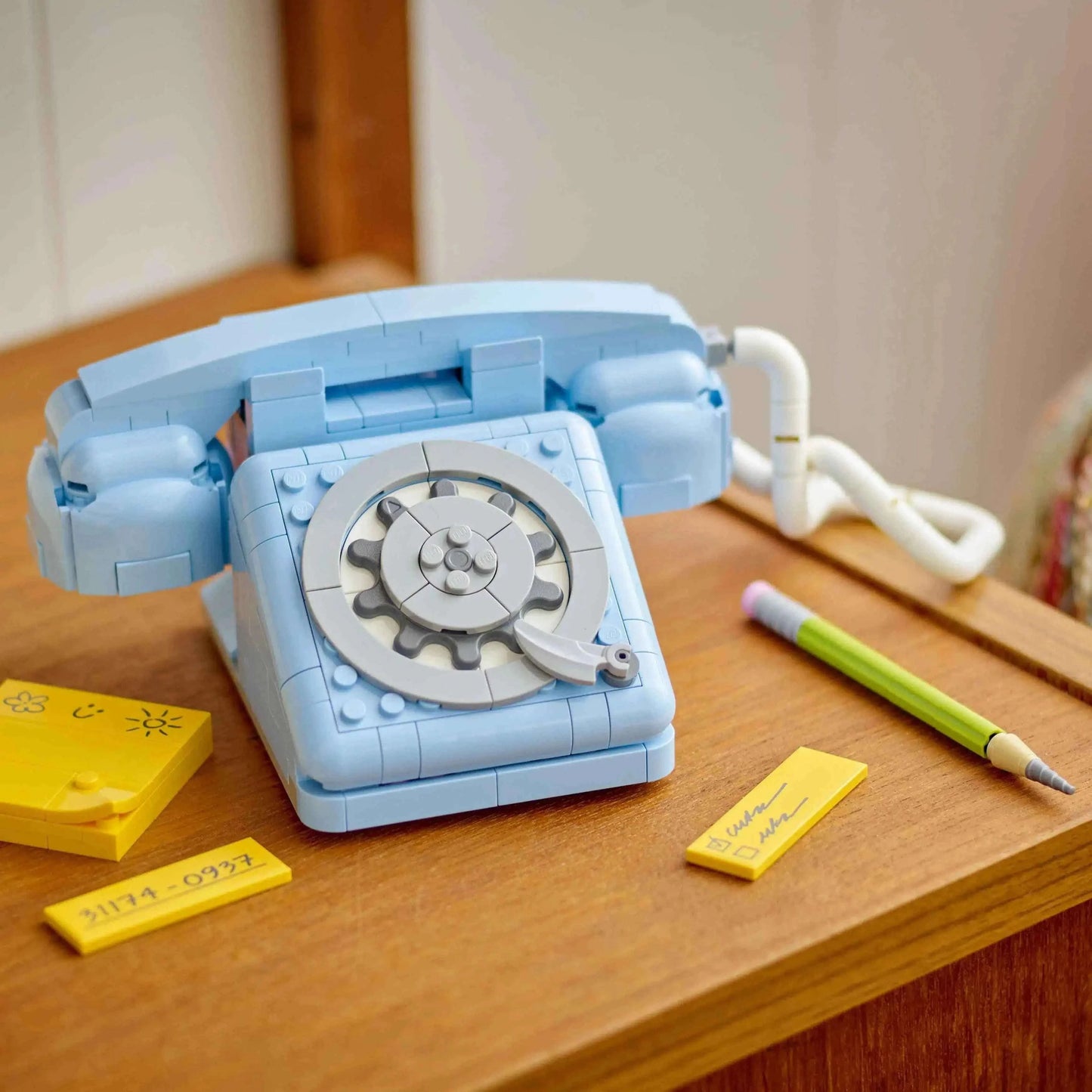 Lego Creator Retro Telephone Rebuildable Set Toys & Games > Toys > Construction Toys > Interlocking Blocks > LEGO > LEGO Creator