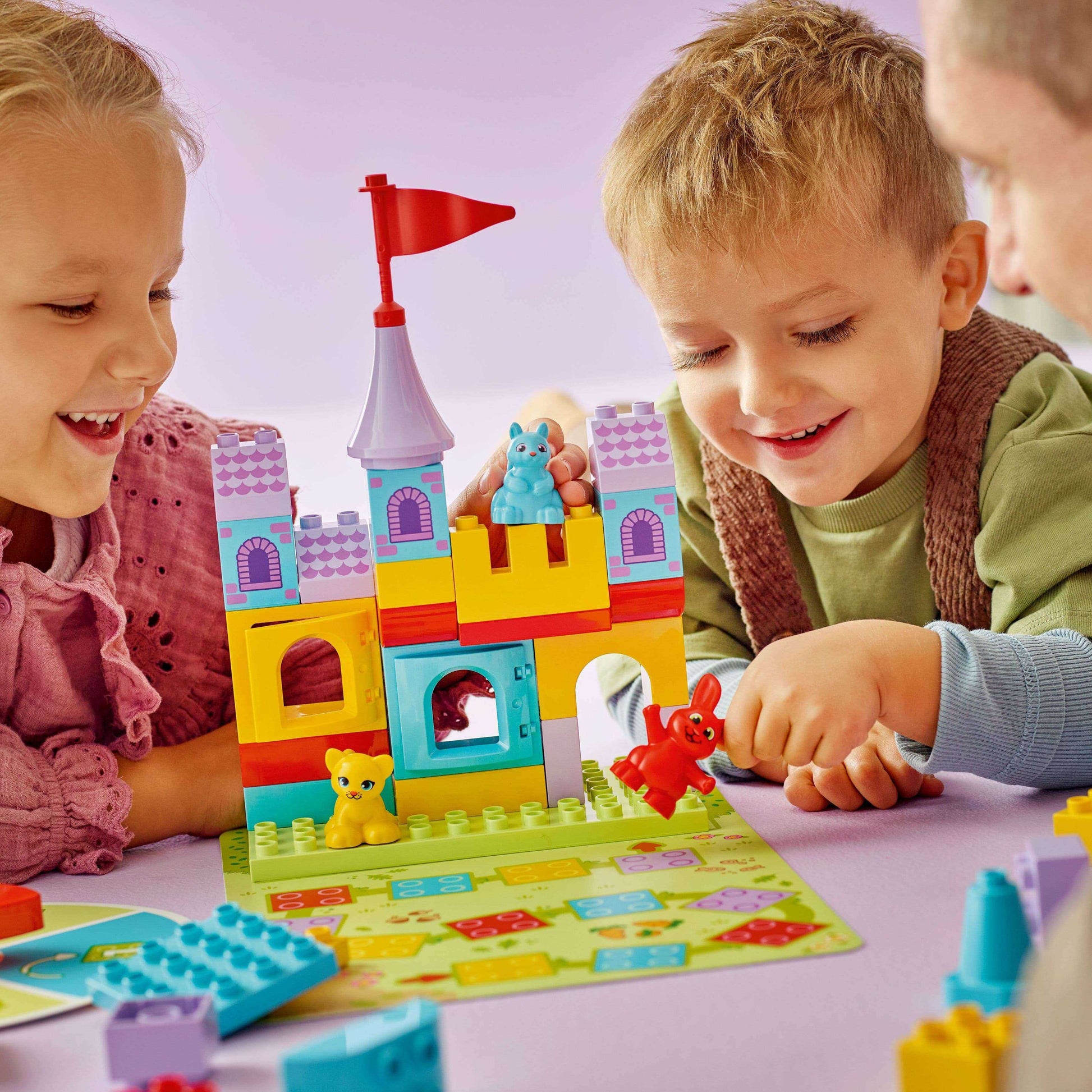 Lego Duplo Town Hopsy's Castle Game Building Set Toys & Games > Toys > Construction Toys > Interlocking Blocks > LEGO > LEGO Duplo