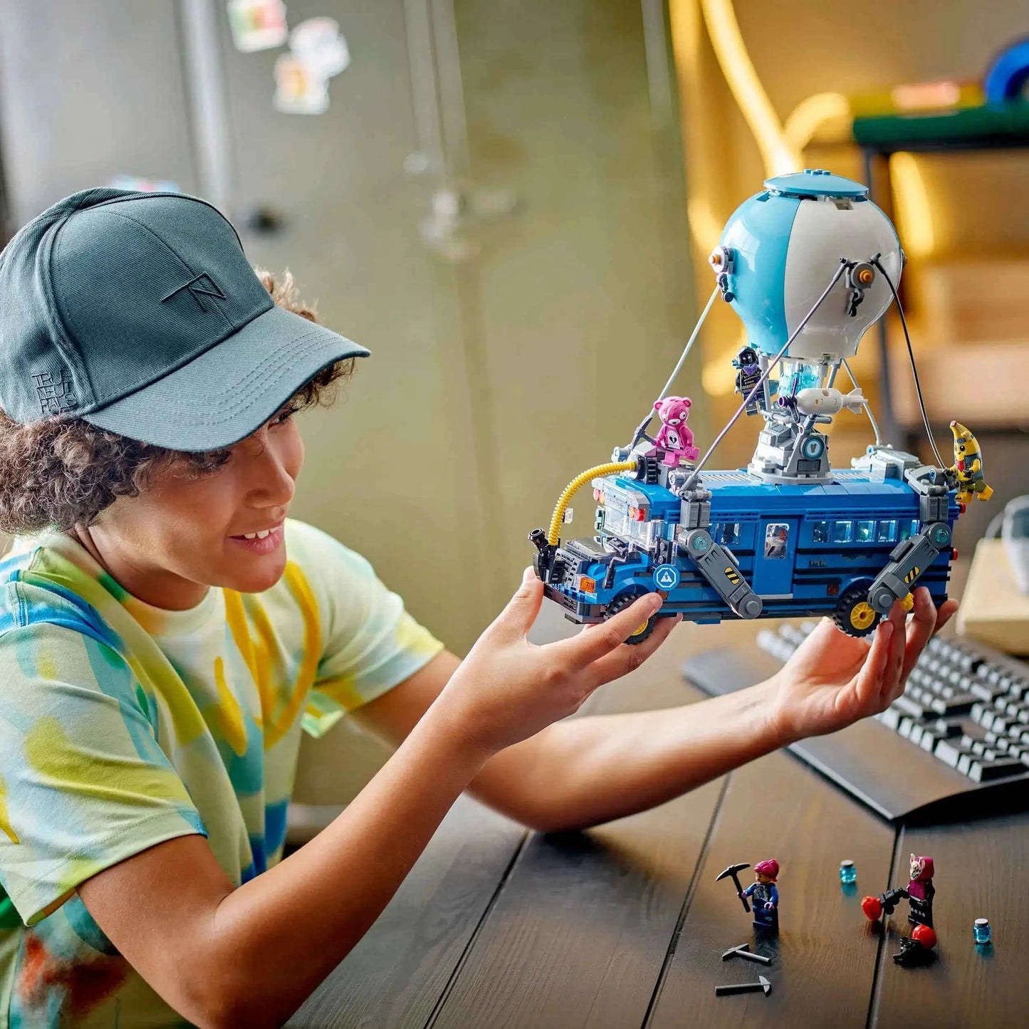 Lego Fortnite Battle Bus Video Game Toys & Games > Toys > Construction Toys > Interlocking Blocks > LEGO > Other LEGO Sets