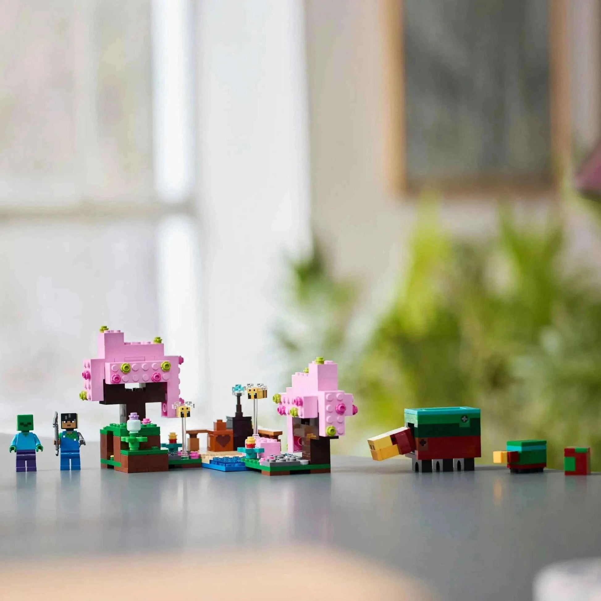Lego Minecraft The Cherry Blossom Garden Toys & Games > Toys > Construction Toys > Interlocking Blocks > LEGO > LEGO Minecraft