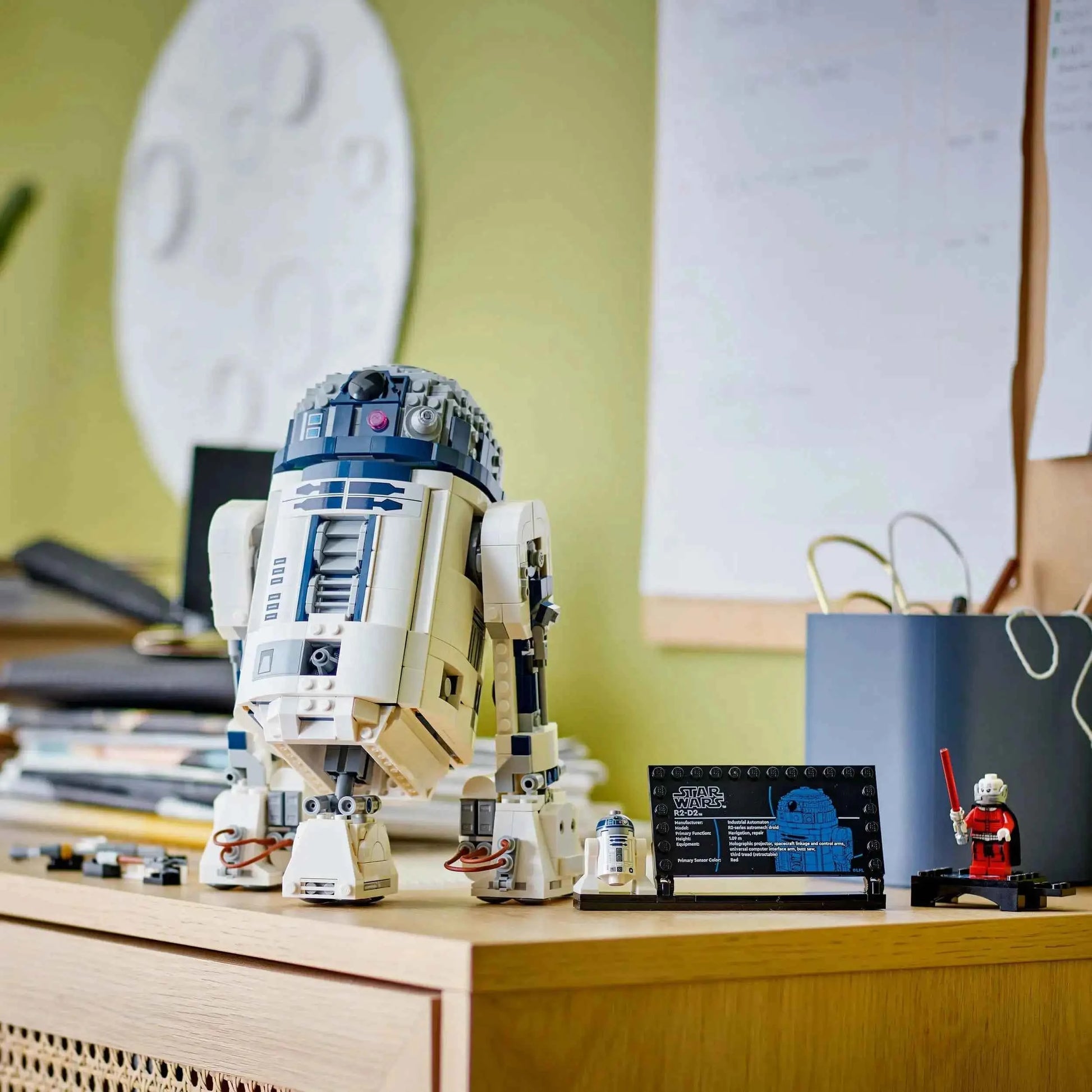 Lego Star Wars R2-D2 25th Anniversary Playset Toys & Games > Toys > Construction Toys > Interlocking Blocks > LEGO > LEGO Star Wars