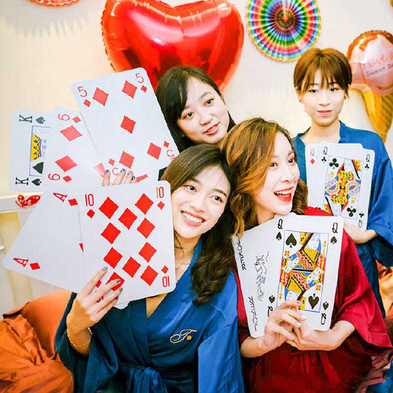 Oversized Poker Wedding Props for Big-name Playing Fun Toys