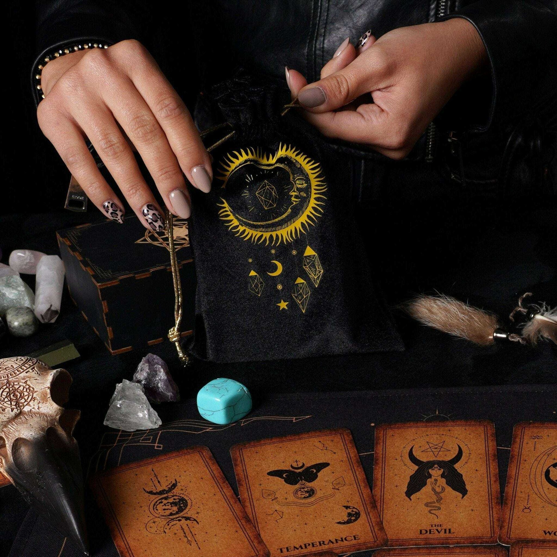 Velvet Tarot Cards Bag Black and Gold for Elegant Card Protection and Storage Adults
