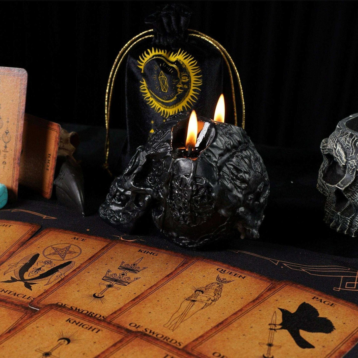 Velvet Tarot Cards Bag Black and Gold for Elegant Card Protection and Storage Adults