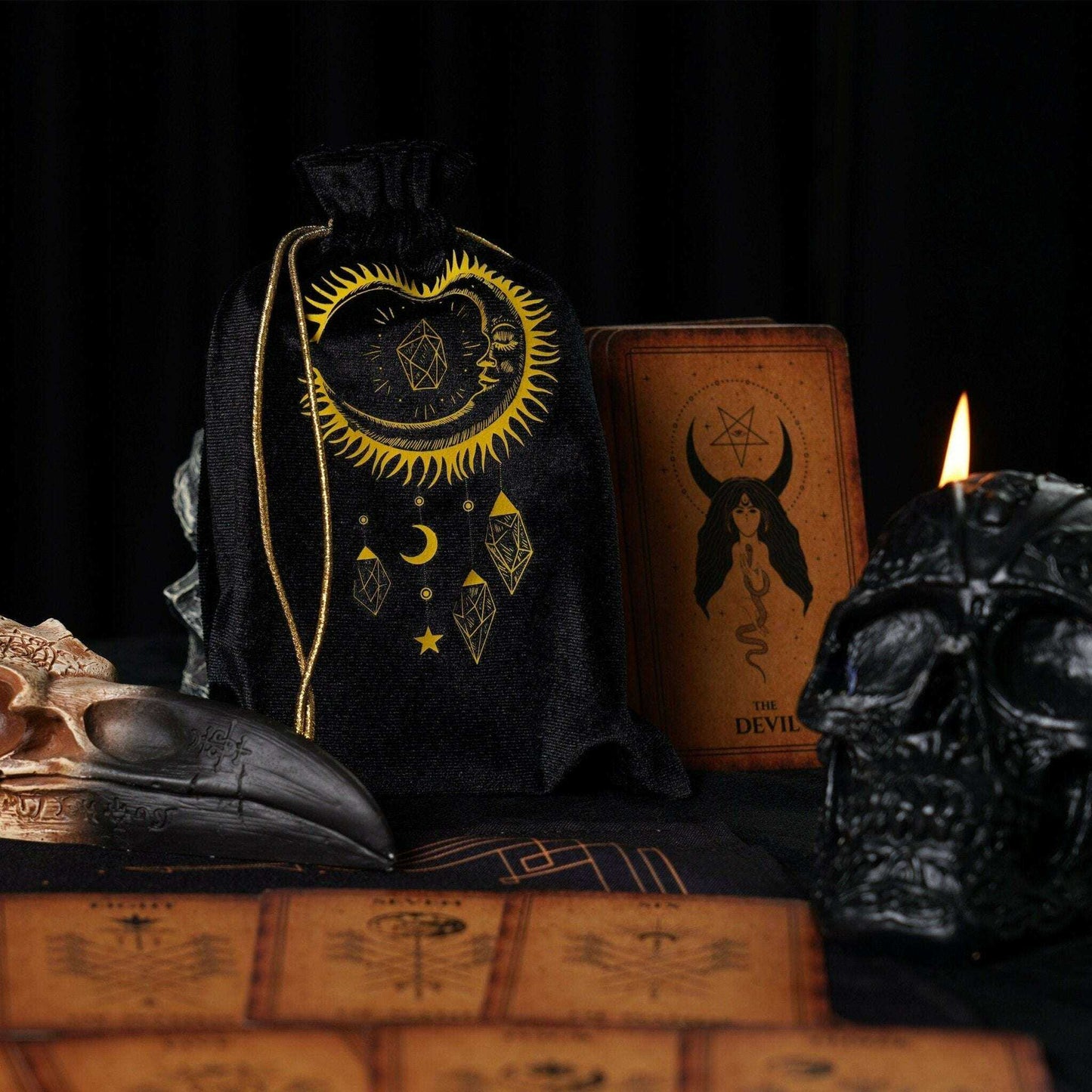 Velvet Tarot Cards Bag Black and Gold for Elegant Card Protection and Storage Adults